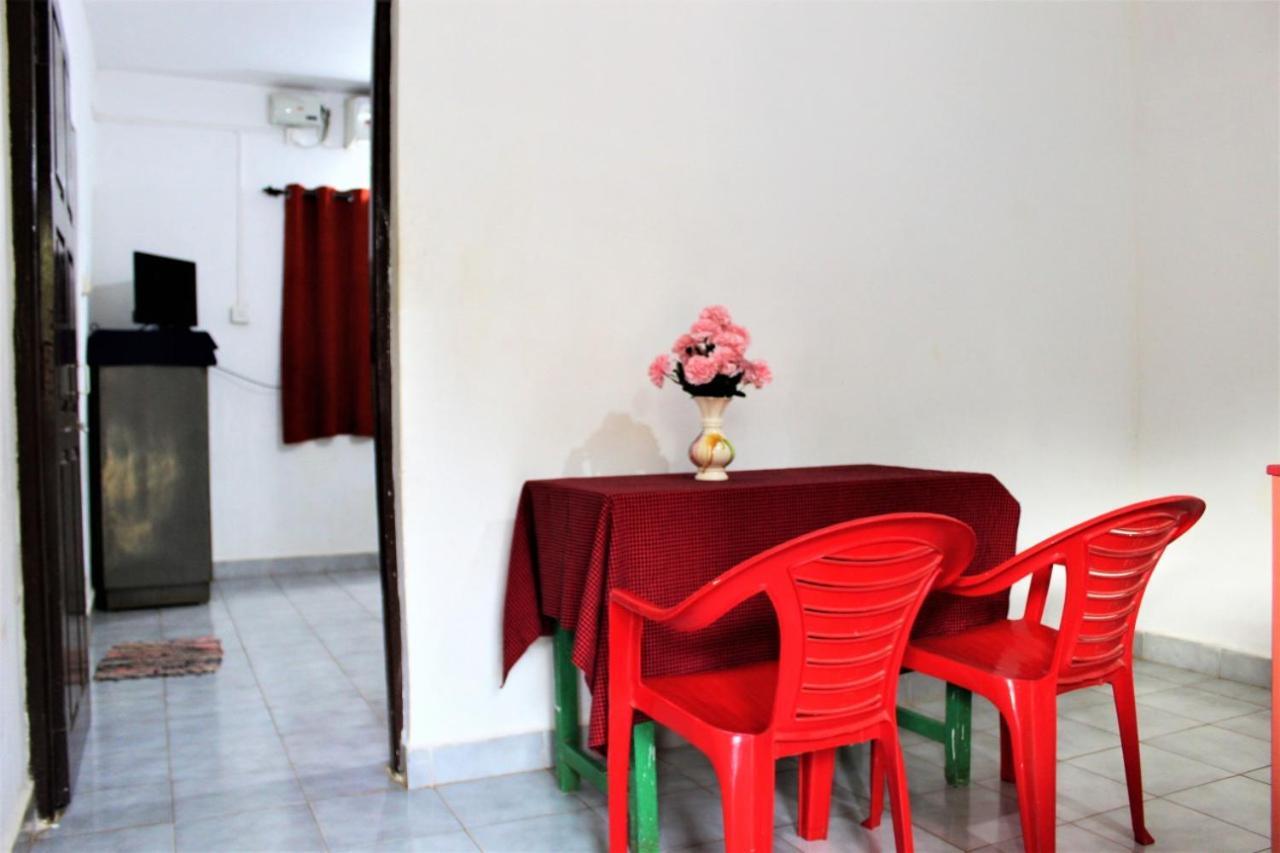 Santosh Place Guest house *